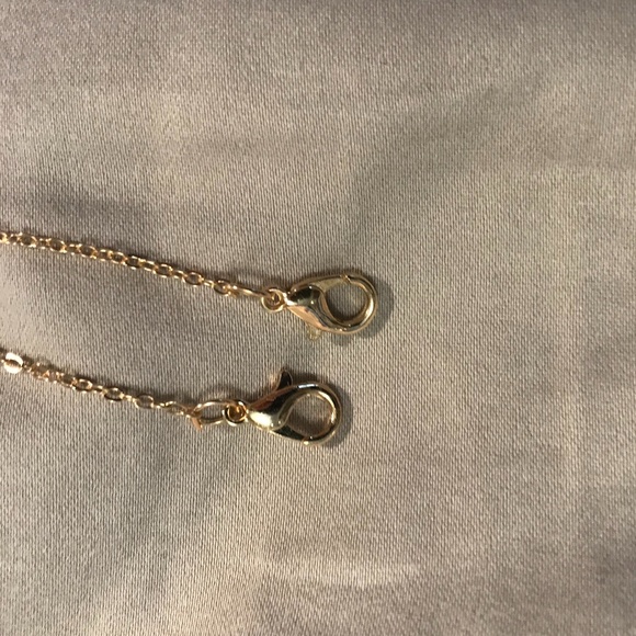 Heart and Heart Key Necklace Set in Gold Tone - New, never worn - Picture 10 of 13